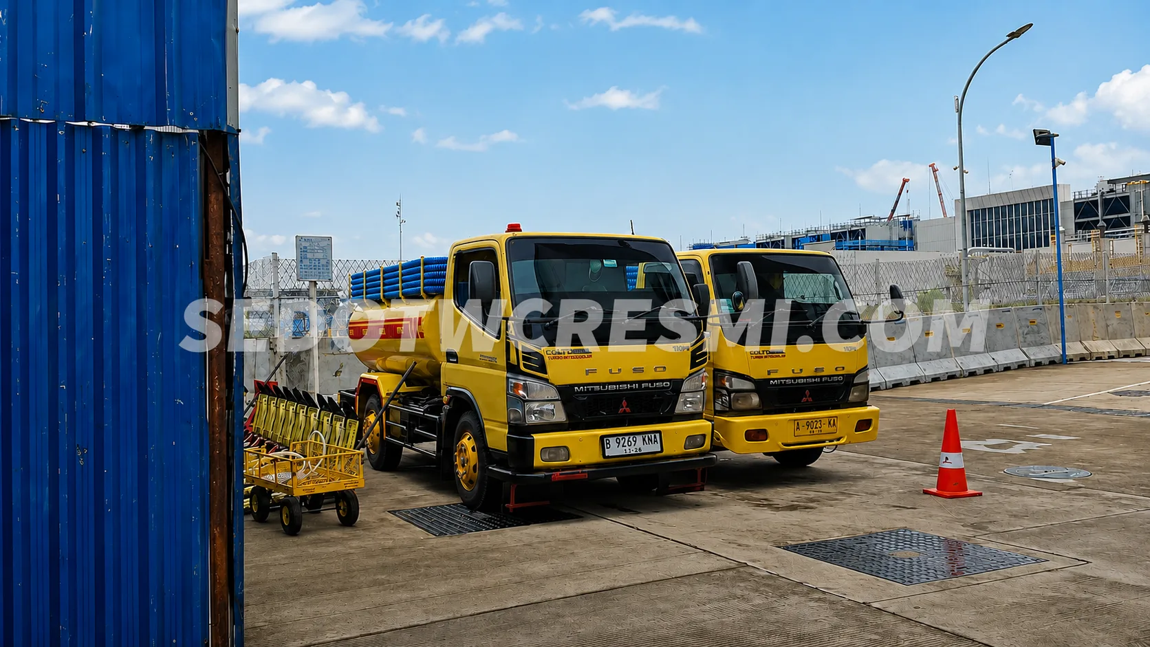 Armada truk tangki Sedot WC Resmi siap menangani limbah industri skala besar